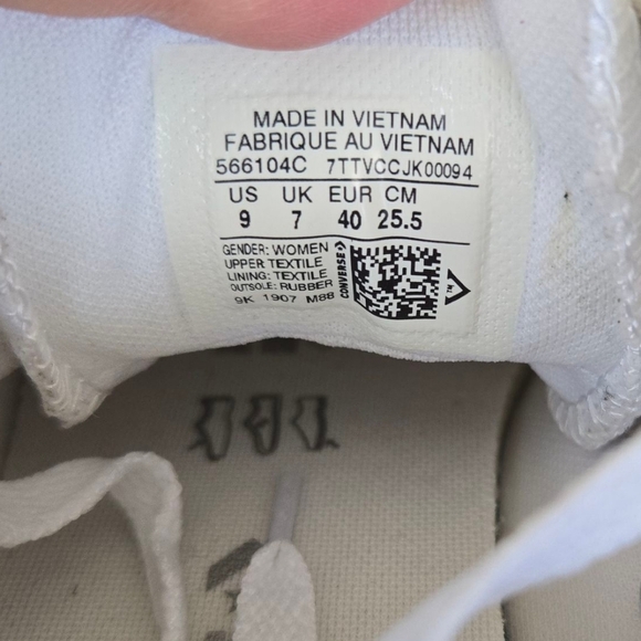 Converse Iridescent Women's White Sneakers Size 9 - Picture 7 of 8